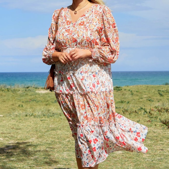 Dress - Picture 1 of 1